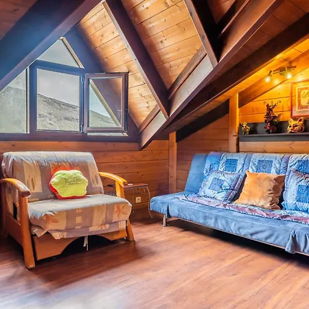 4br Wooden House -pool, Views & Parking