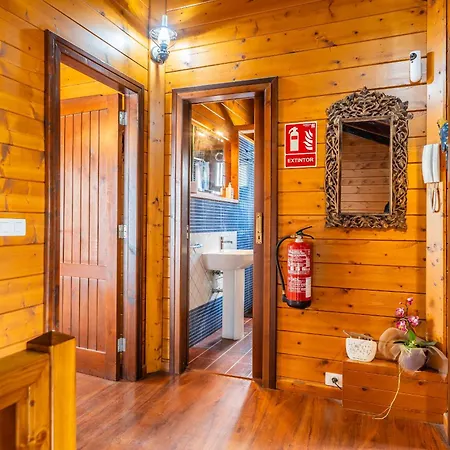 Holiday home 4br Wooden House -pool, Views & Parking *