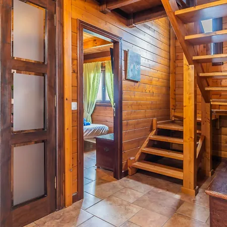 4br Wooden House -pool, Views & Parking Candelaria